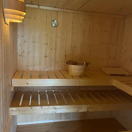 Weitblick Auf Berg, Wald Und Wiese Schmallenberg