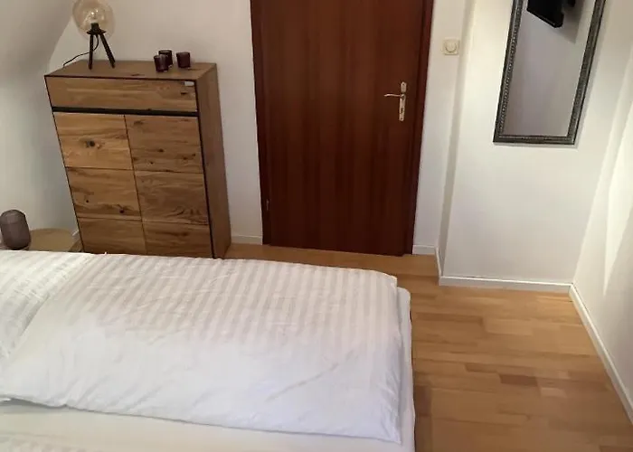 Weitblick Auf Berg, Wald Und Wiese * シュマレンベルク