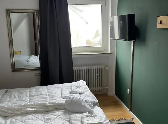 Weitblick Auf Berg, Wald Und Wiese * Schmallenberg